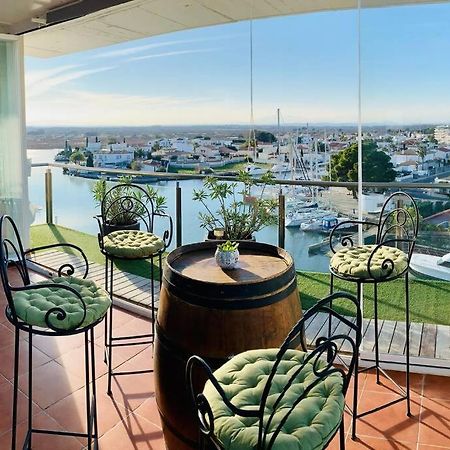 Les Marines Apartment Roses Luaran gambar