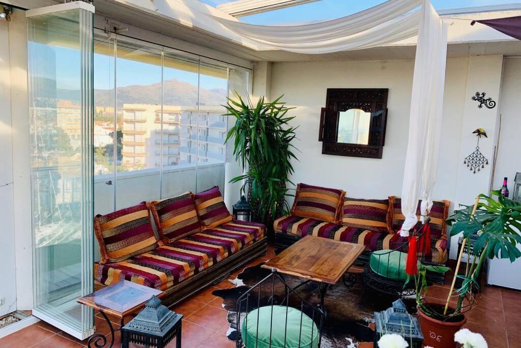 Les Marines Apartment Roses Luaran gambar